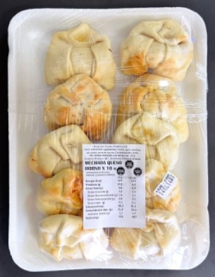 Empanadas Mechada Queso